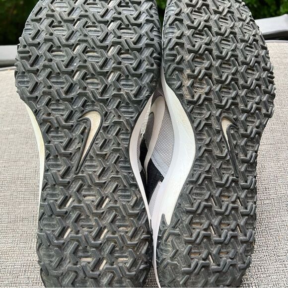 Nike Training Varsity Compete TR 3 sneakers in gray, black, and white Sz 12 men - Picture 14 of 14